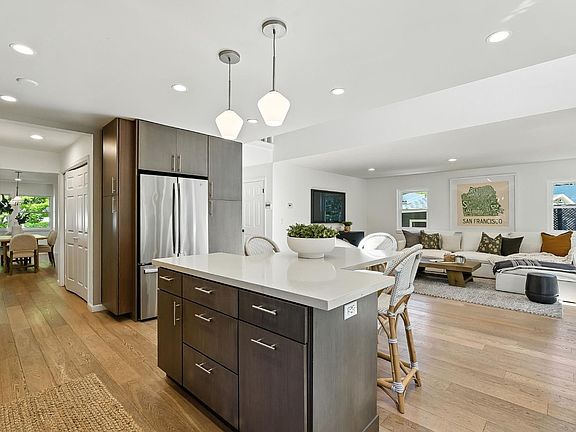 5th image of 115 Cascade Drive