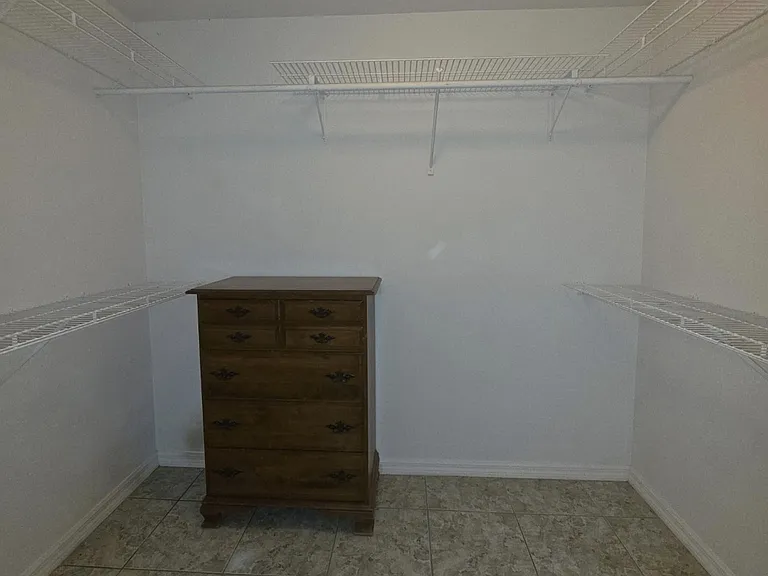 11 Sweetbay Dr — Photo 9