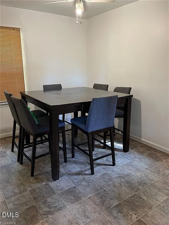 3 bed, 1.5 bath, $1,300 — Photo 2