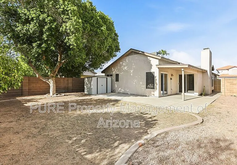 2638 N Saffron Cir — Photo 24