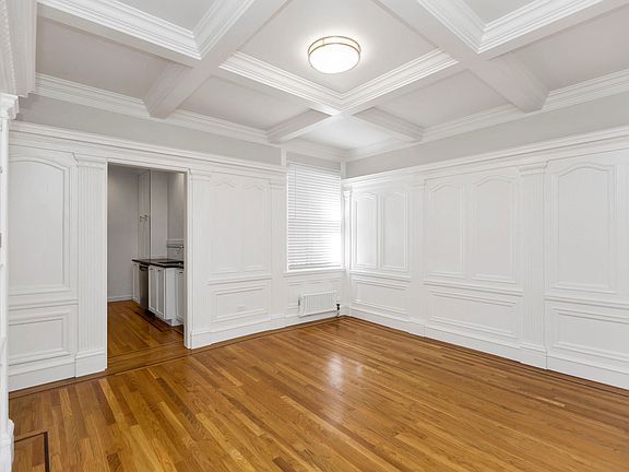 5th image of 1367 Hyde St #61