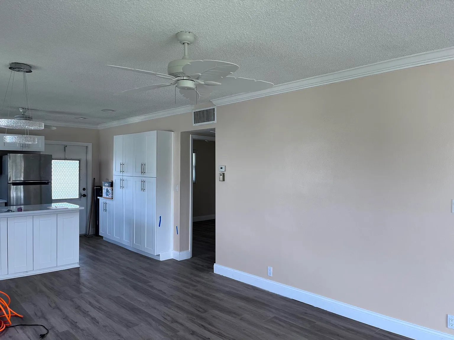 2 bed, 2.0 bath, 825 sqft, $1,900 — Photo 3