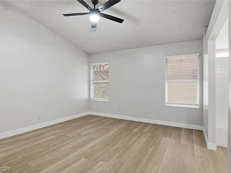 6224 Caprino Ave — Photo 14