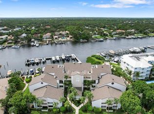 537 Oak Harbour Dr #537, North Palm Beach, FL 33408
