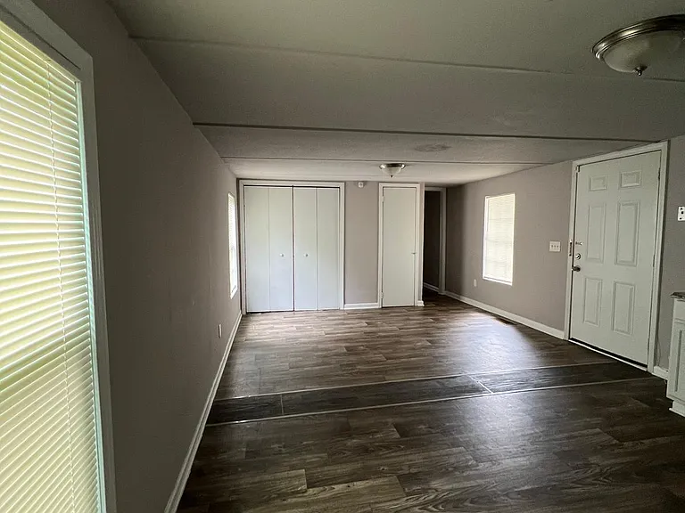 30 Winston Way — Photo 20