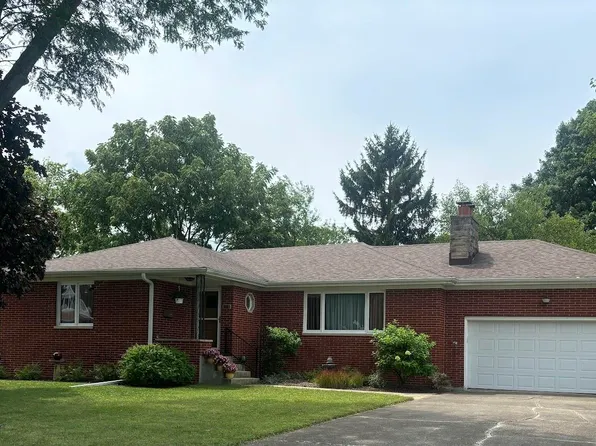 118 S California St, Hobart, IN 46342