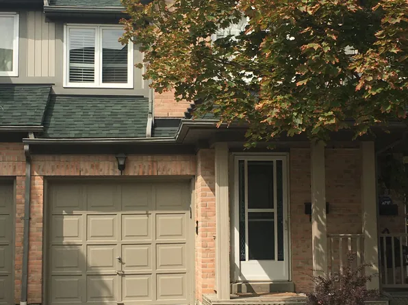 2945 Thomas St #70, Mississauga, ON L5M 6C1