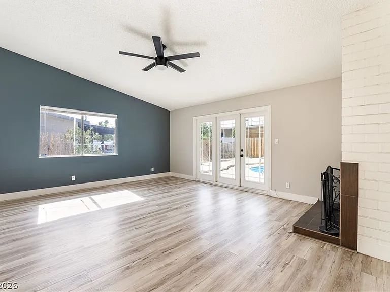 2129 N Michael Way — Photo 24