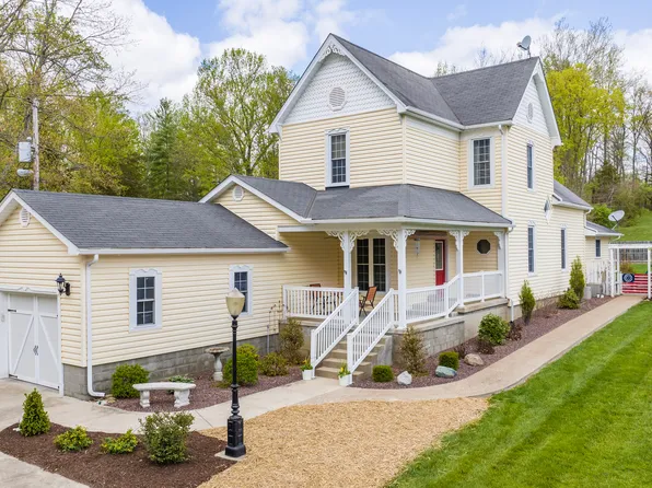 1034 County Line Rd, Batesville, IN 47006