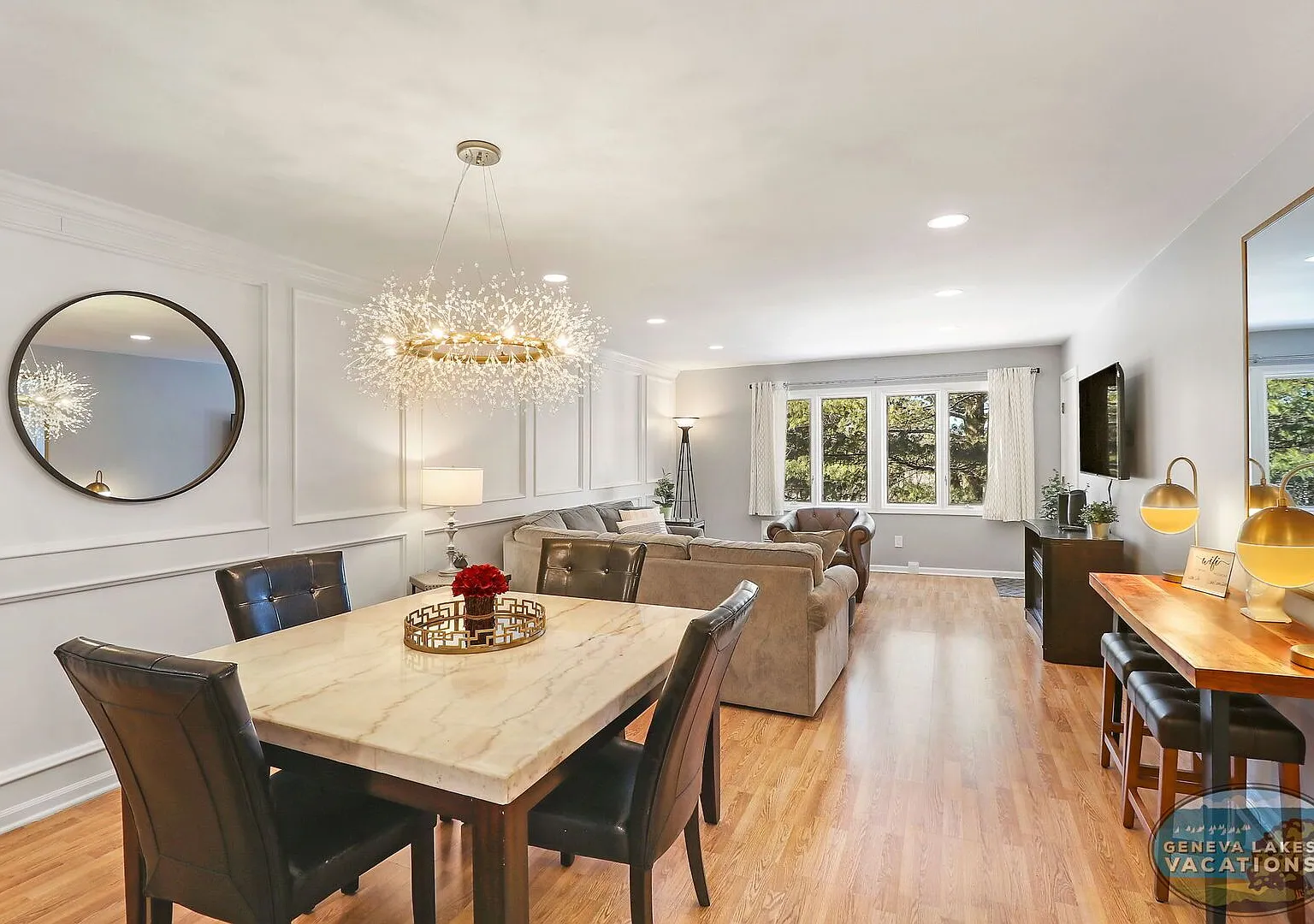 Lake Como Condo Near Lake Geneva Available for Monthly & Mid-Term Rentals — Photo 2