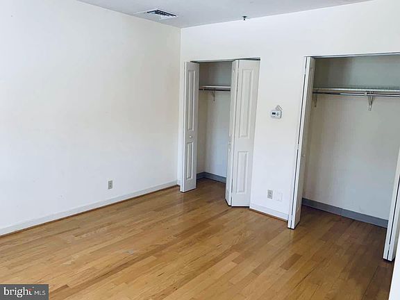 3rd image of 1100 Vine St APT 719