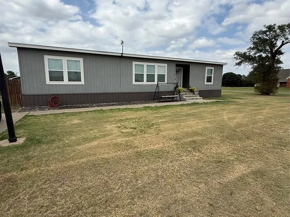 313 N Broadway Ave, Duke, OK 73532