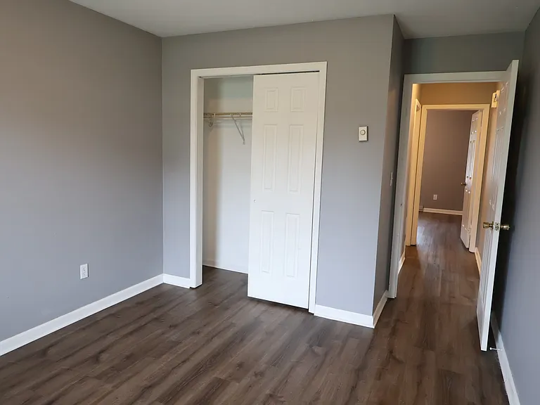 184 W Hayden Pike — Photo 14
