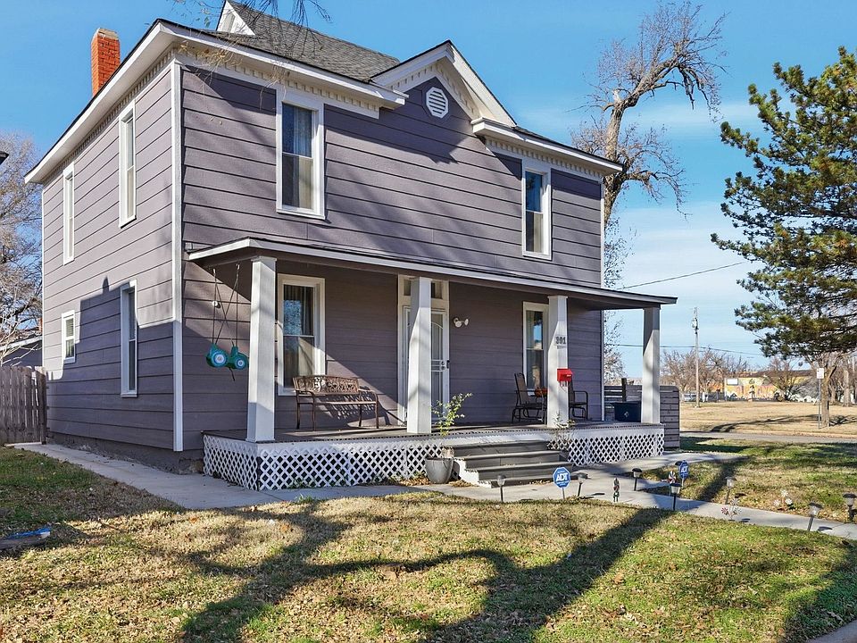 1st image of 301 S Exposition St