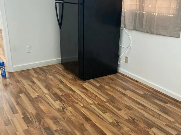 2151 Kauhana St, Honolulu, HI 96816