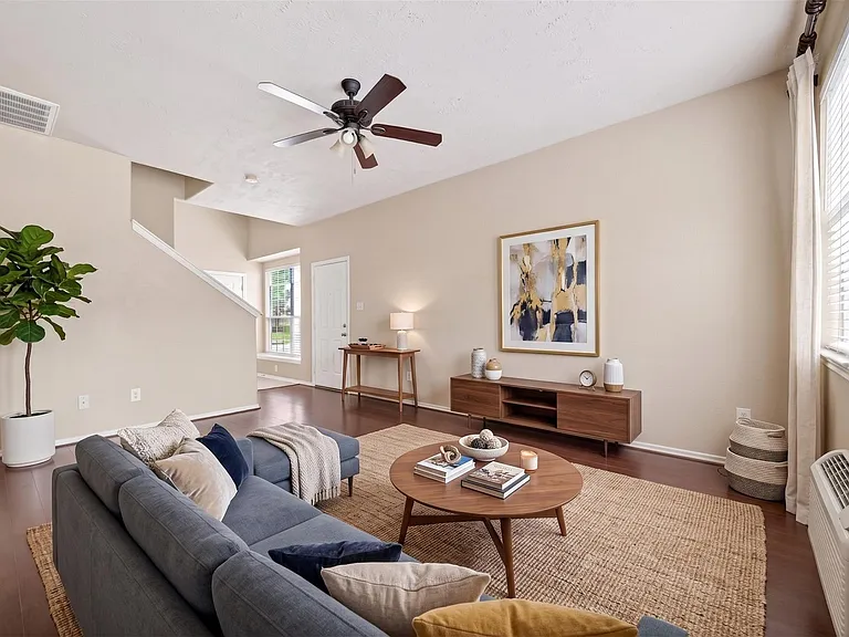 5626 Claybeck Ln — Photo 7