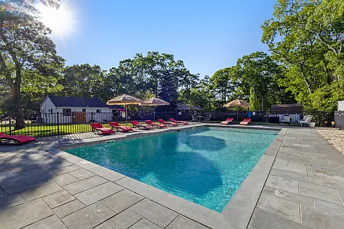 21 Duvall Dr Photo 1