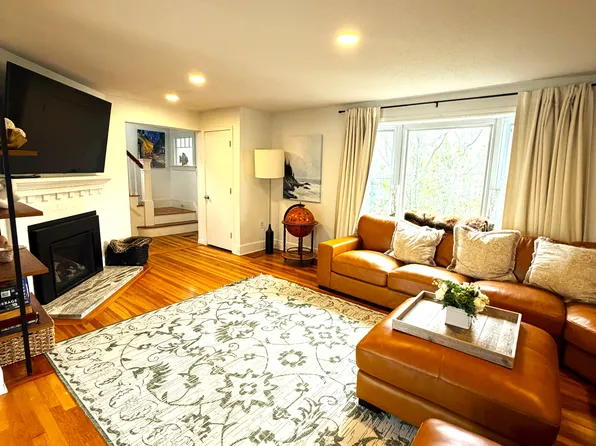 1084 Washington Ave, Portland, ME 04103