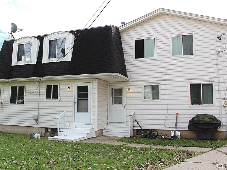 116 Berehaven Dr #LEFT — Photo 2