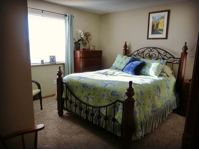 Blue Ridge Apartments — Photo 10