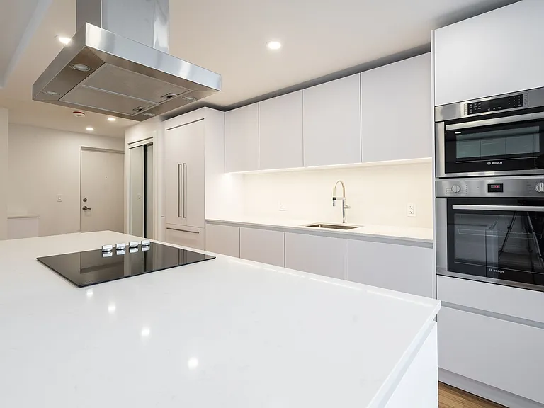263 Russell Hill Rd — Photo 1