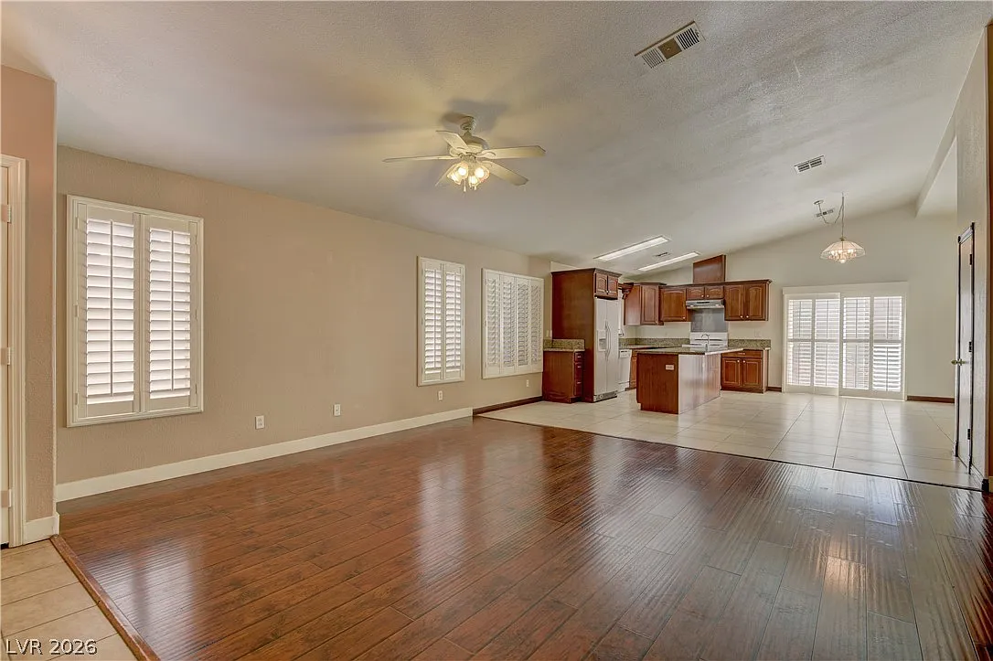 2 bed, 2.0 bath, 1616 sqft, $1,855 — Photo 3