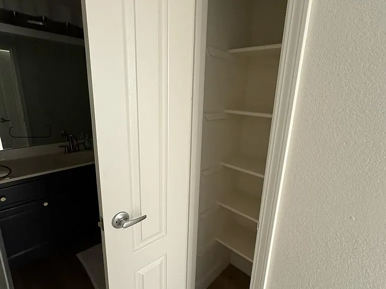 12019 Alta Carmel Ct — Photo 8