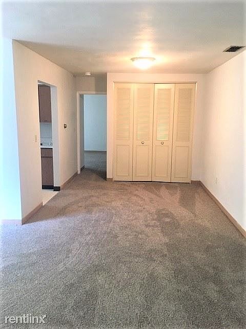 Dining area, kitchen, & closet space
