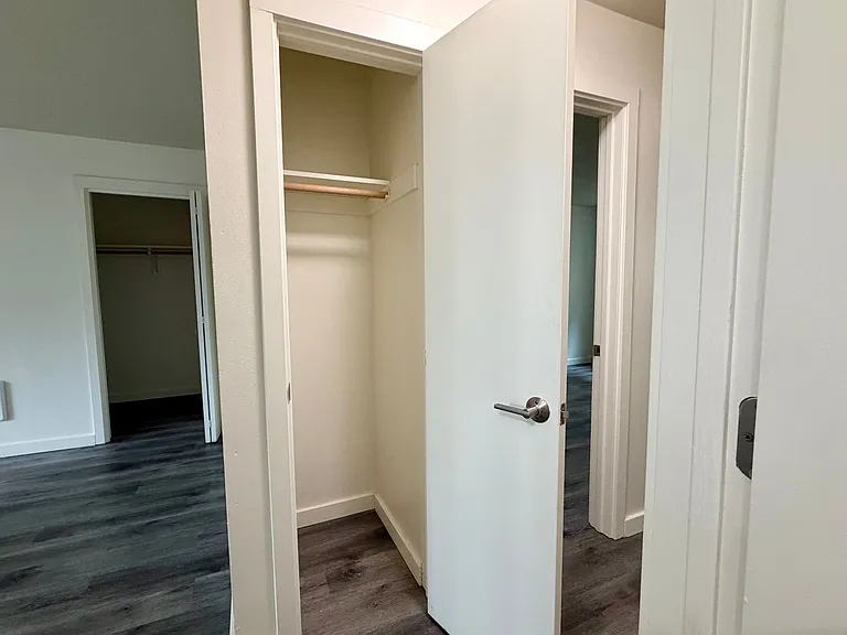 Holgate Lofts — Photo 41