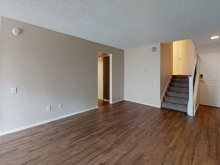 27 Seventy Five Mesa Verde — Photo 148