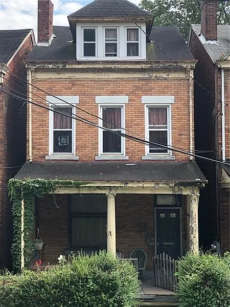 121 Hawkins Ave photo 1