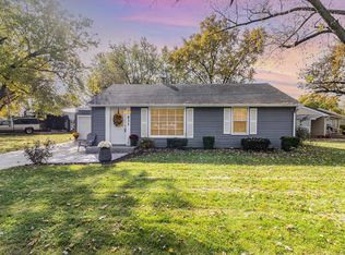 531 Ridgelawn St, Crown Point, IN 46307