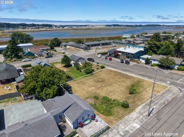 0 Meade Ave, North Bend, OR 97459