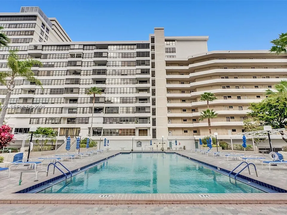 500 Three Islands Blvd #311