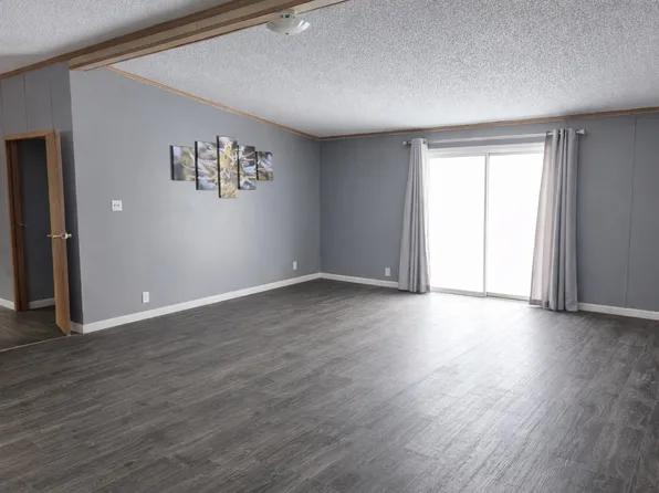 4742 W Curtis Rd, Coleman, MI 48618