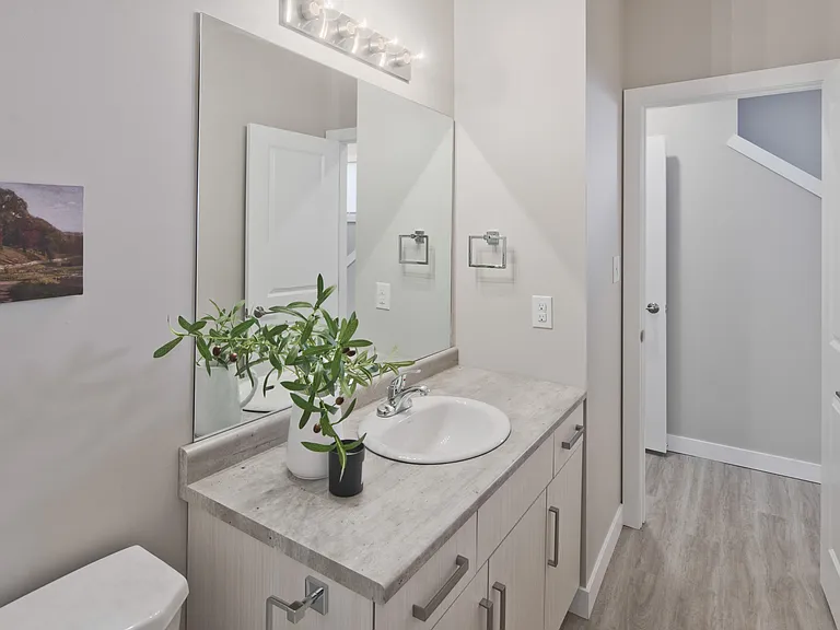 51 Edgemont Pl — Photo 32