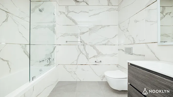 Rented by Nooklyn NYC LLC | media 82