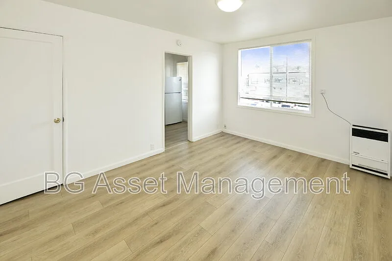 1 bed, 1.0 bath, 550 sqft, $1,425 — Photo 2