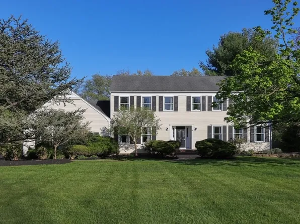 11 Blackhorse Run, Montgomery Twp., NJ 08502