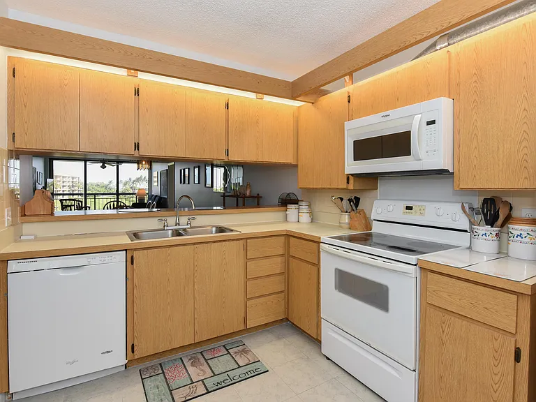 601 S Seas Dr #303 — Photo 9