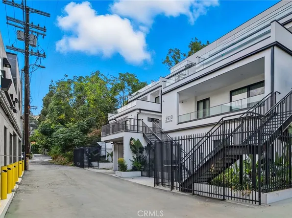 3910 Kentucky Dr, Los Angeles, CA 90068