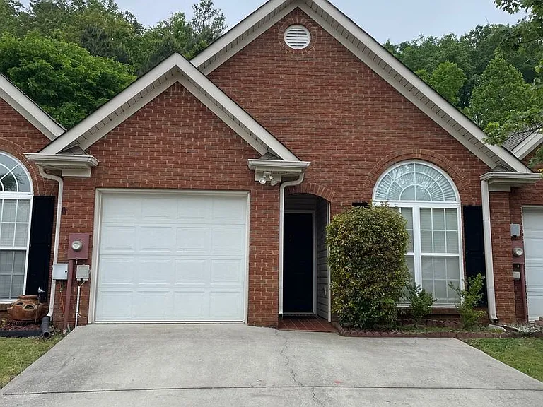 126 Hayesbury Ct — Photo 1