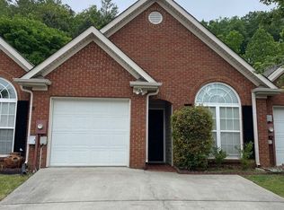 126 Hayesbury Ct, Pelham, AL 35124