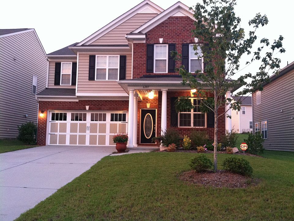Relaxing front porch