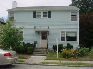 16 Sarah St, Providence, RI 02906