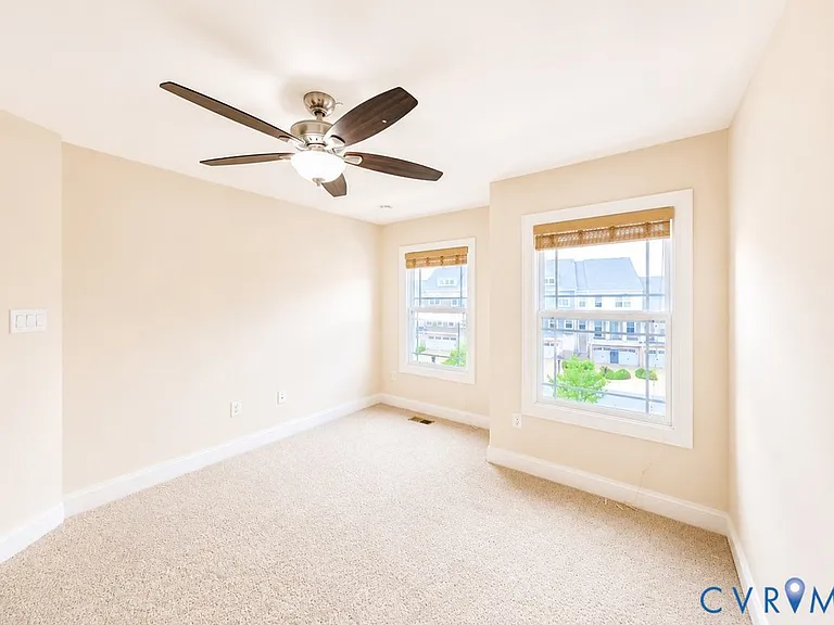 5421 Hickory Ann Dr — Photo 42