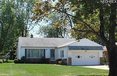 5040 Fairlawn Rd photo 1