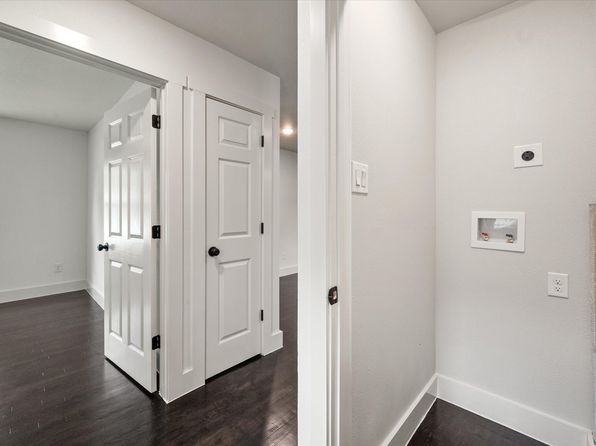 715 Drummond Dr, Arlington, TX 76012