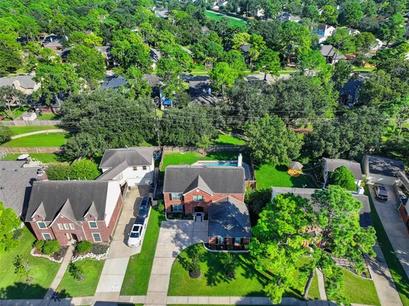 7718 Highland Farms Road, Houston, TX 77095