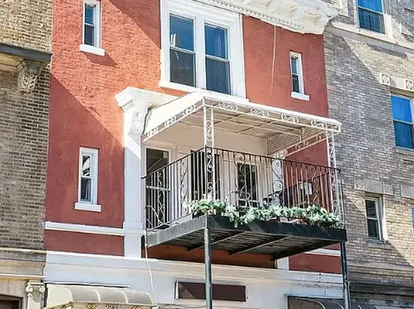 298a Brooklyn Avenue image 1 of 14